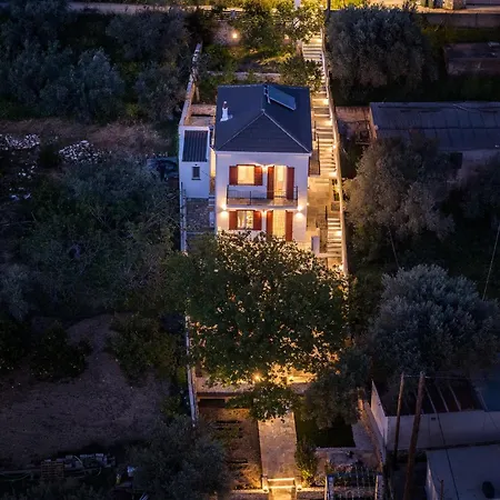 بيت للعطل Anemi Skopelos *